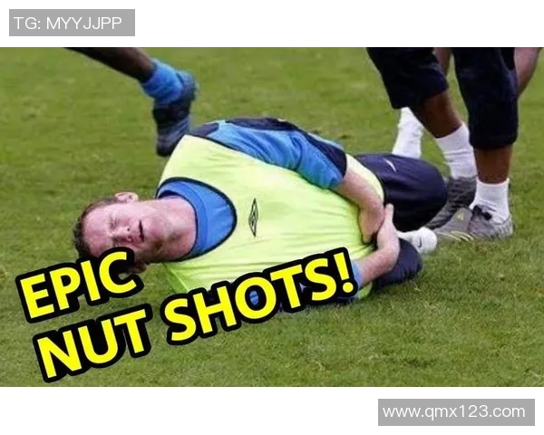 足球明星在球场上怒骂对手视频引发热议球迷反应不一